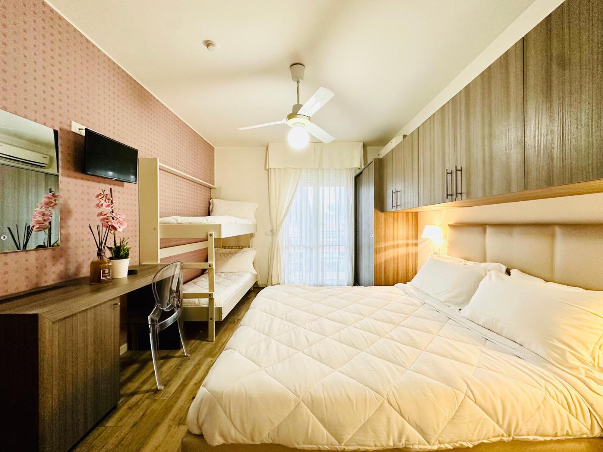 Hotel Miramare - Spa & Suites - Free Breakfast & Brunch Until 13-00 Cervia Oda fotoğraf